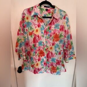 CHAPS Shirt Womens 1X Button Up Blouse Top Floral White Blue Pink #1718